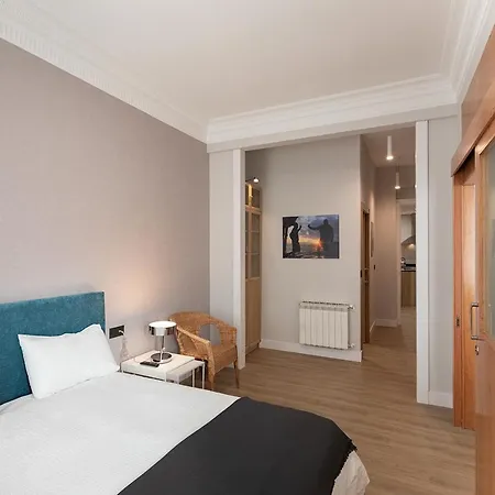 Alameda Recalde Centro Apartament